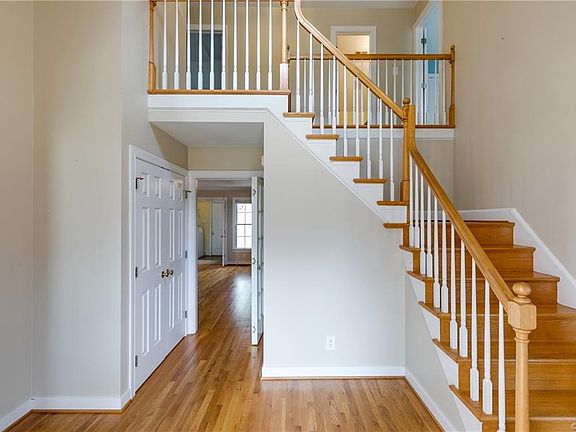 5th image of 8487 Summer Walk Pkwy