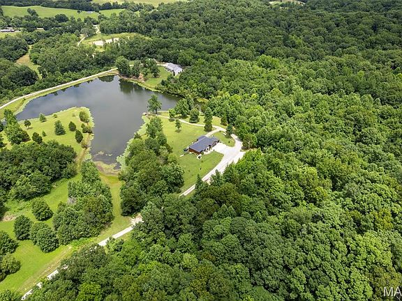 4th image of 785 County Road 612