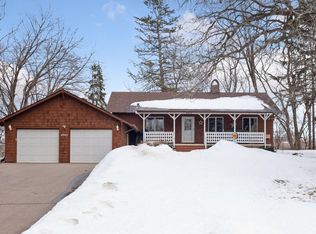4372 Rahn Rd, Eagan, MN 55122