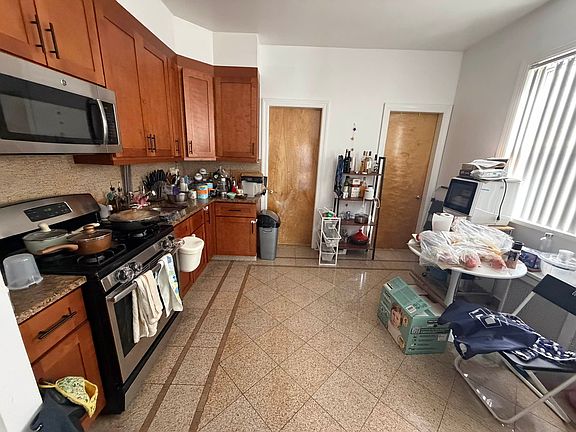 4th image of 34-30 32nd St #3