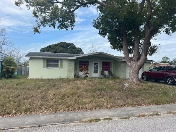 3351 Blue Bird Dr, Holiday, FL 34690