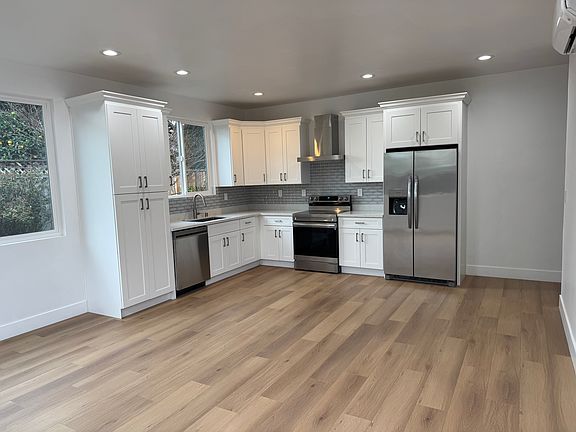4th image of 33471 Caliban Dr #A