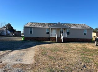 109 Suzanne Cir #A, Roanoke Rapids, NC 27870