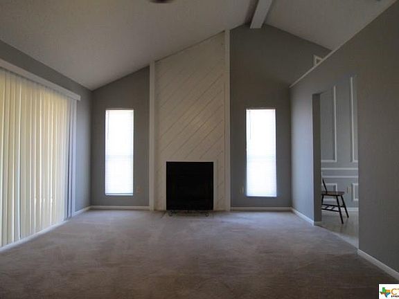 2nd image of 110 Spur Dr
