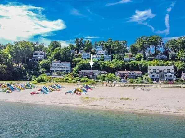 329 Mckinley Terrace, Centerport, NY 11721