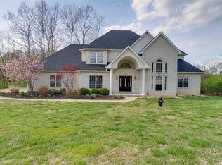 4935 Cluntry Club Dr, High Ridge, MO 63049