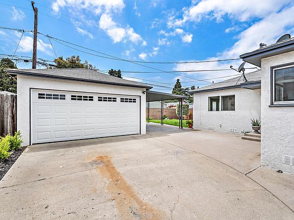 4th image of 5826 E Gossamer St