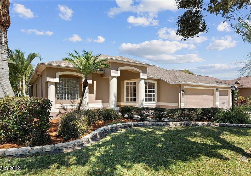 1st image of 5947 Newbury Cir