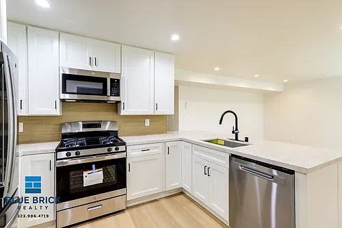 1405 N Normandie Ave #108 Photo 1