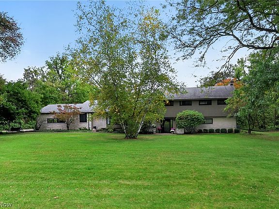2nd image of 7805 Spring Lake Ln