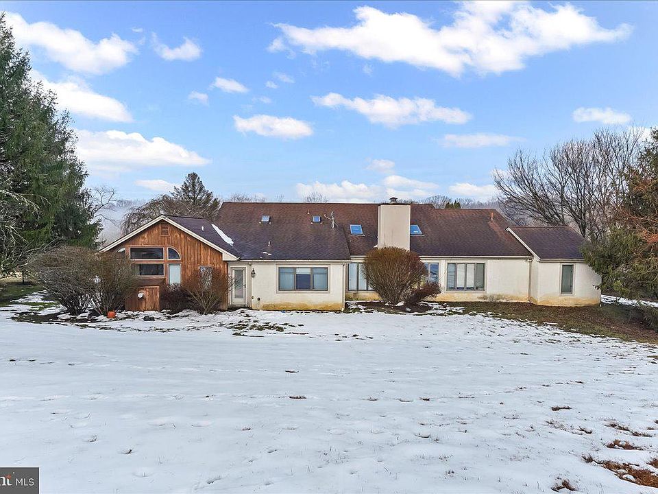 1st image of 531 Chandler Mill Rd