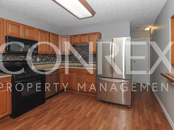 5th image of 2794 Wyoming Dr