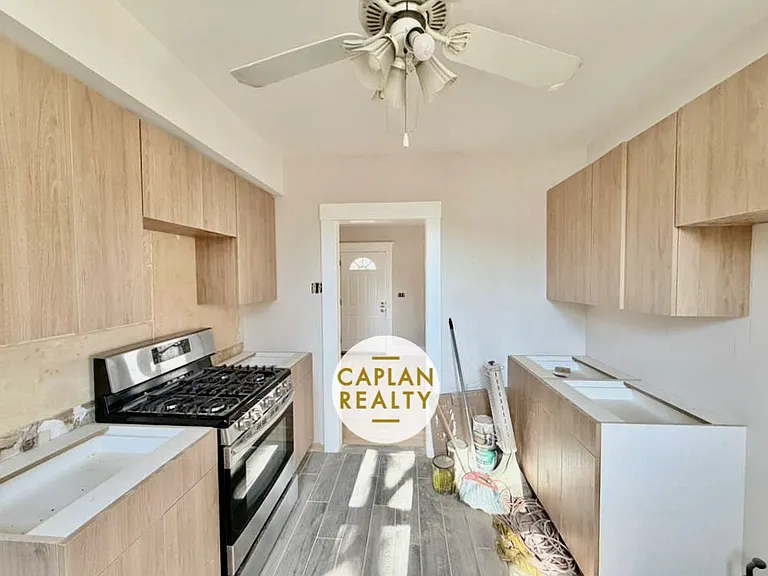 150 Crescent St — Photo 7