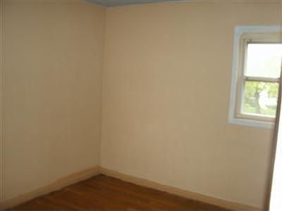 3rd image of 713 Cosler Dr