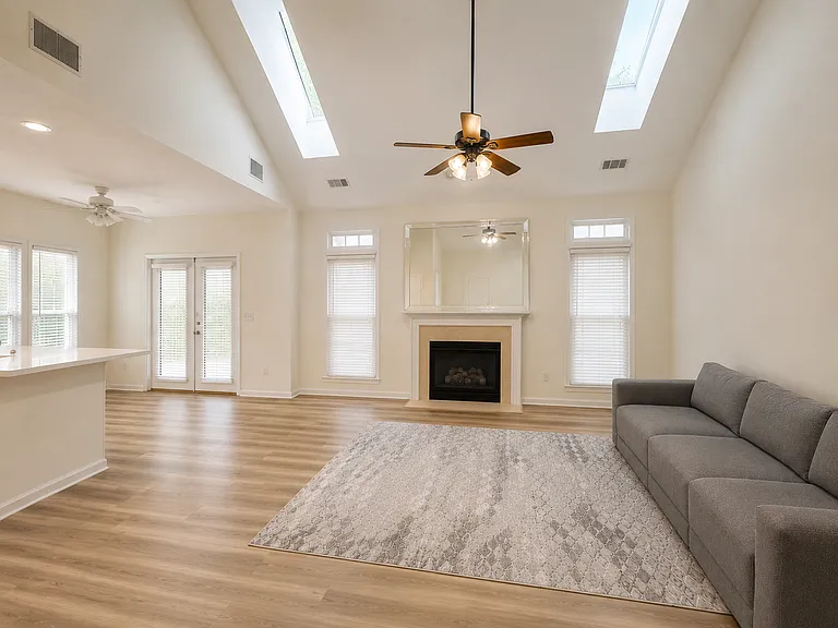 3575 Evonvale Overlook — Photo 9