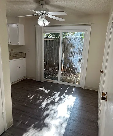 1462 Manzanita Ave — Photo 14