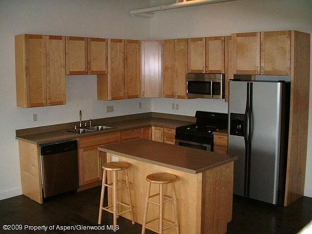 2nd image of 1921 Dolores Way