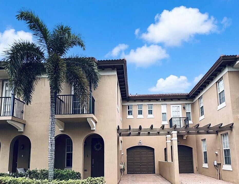 1st image of 6956 Julia Gardens Drive