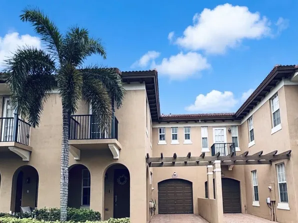 6956 Julia Gardens Drive, Coconut Creek, FL 33073
