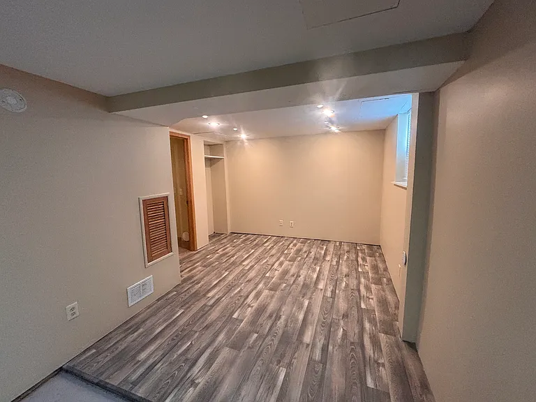 2302 Warren St — Photo 10