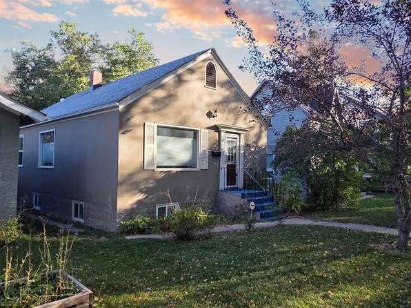 723 9th Street E, Saskatoon, SK S7H 0M6