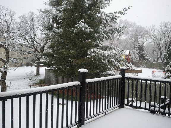 3rd image of 15080 Yellow Pine St NW
