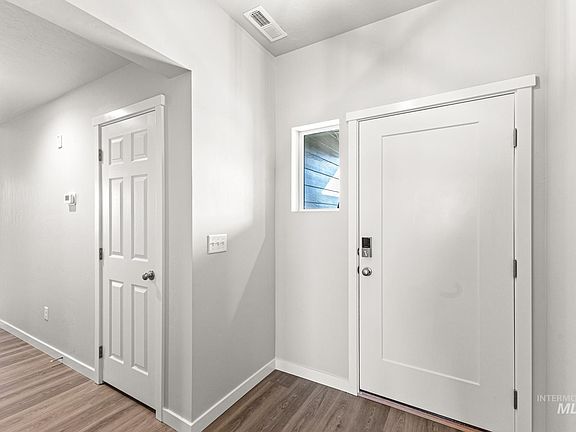 2nd image of 13668 Judson St