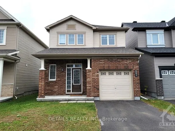 251 Saddleback Cres, Ottawa, ON K2T 0K8