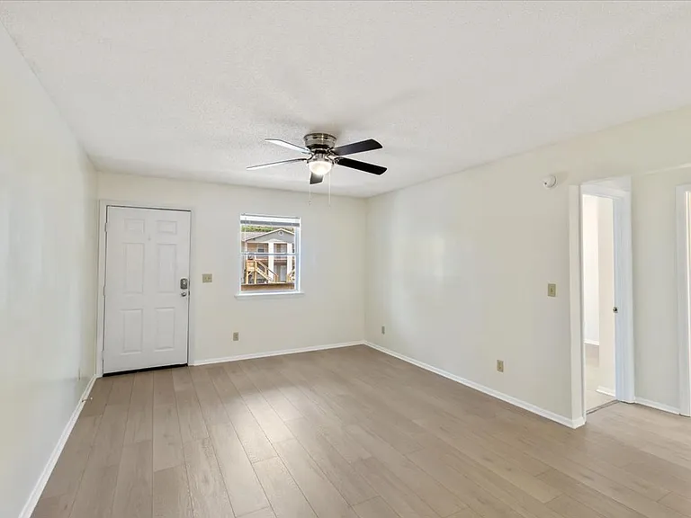 18 Bearwood Dr — Photo 5