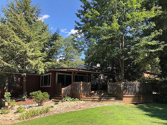 5th image of 21 Selwyn Dr