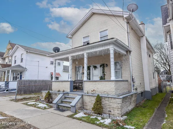 145 Stanton St, Wilkes Barre, PA 18702