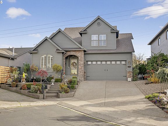 2nd image of 14609 NW Blackthorne Ln