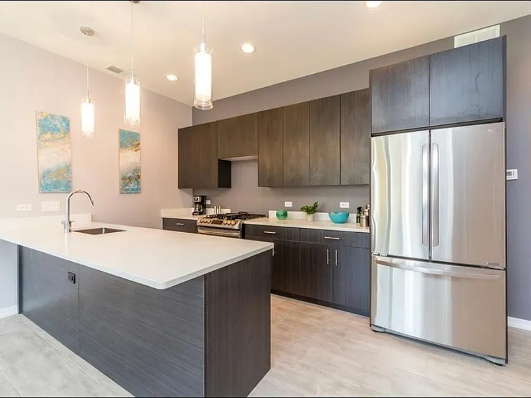 2424 W Fillmore St #1 — Photo 5