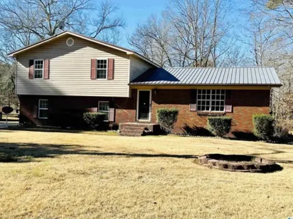 972 Browning Cir, Gadsden, AL 35901