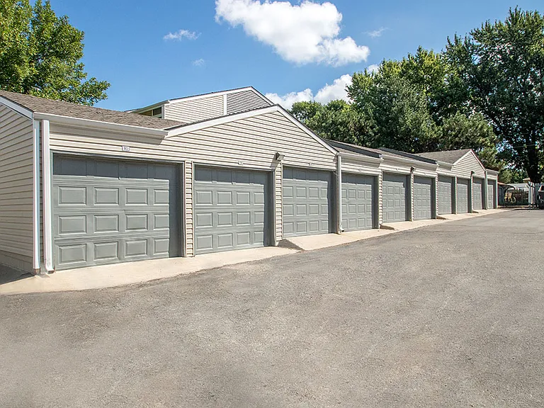 Sunset Ridge Townhomes — Photo 12