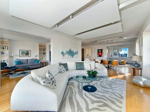 303 E 57th St #46E, New York, NY 10022