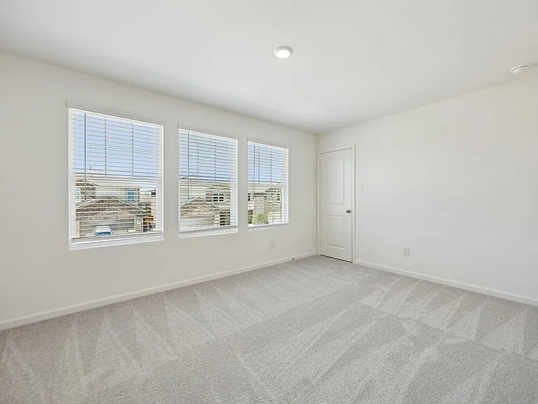14200 Donahue St — Photo 21