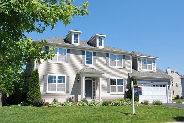 1st image of 802 Baden Ave