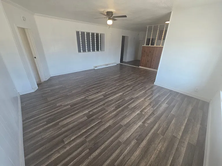 400 Santa Fe Dr #12 — Photo 7
