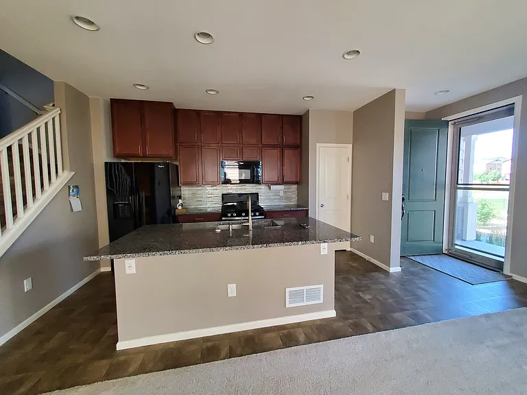 6977 Isabell Ln — Photo 5