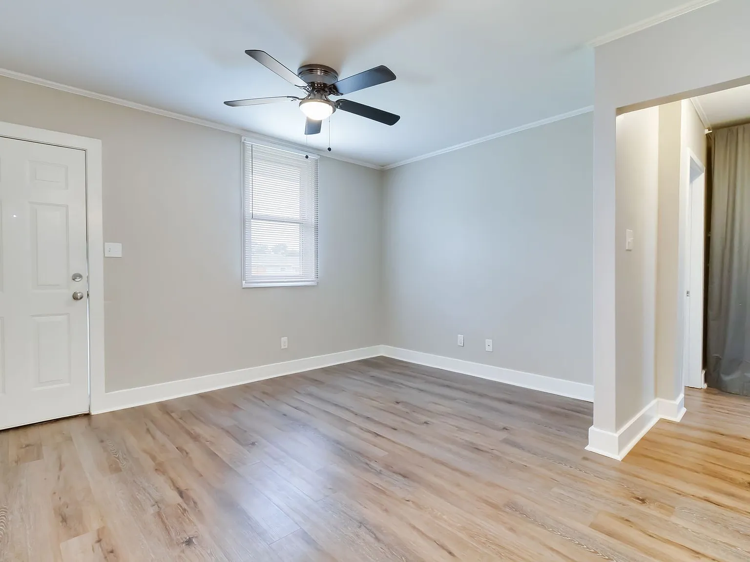 Lovely renovated 2 Bedroom in Broussard — Photo 4