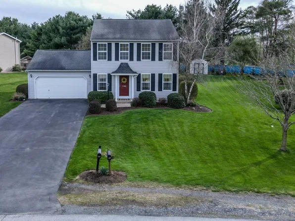 365 Meadow Ln, Bellefonte, PA 16823