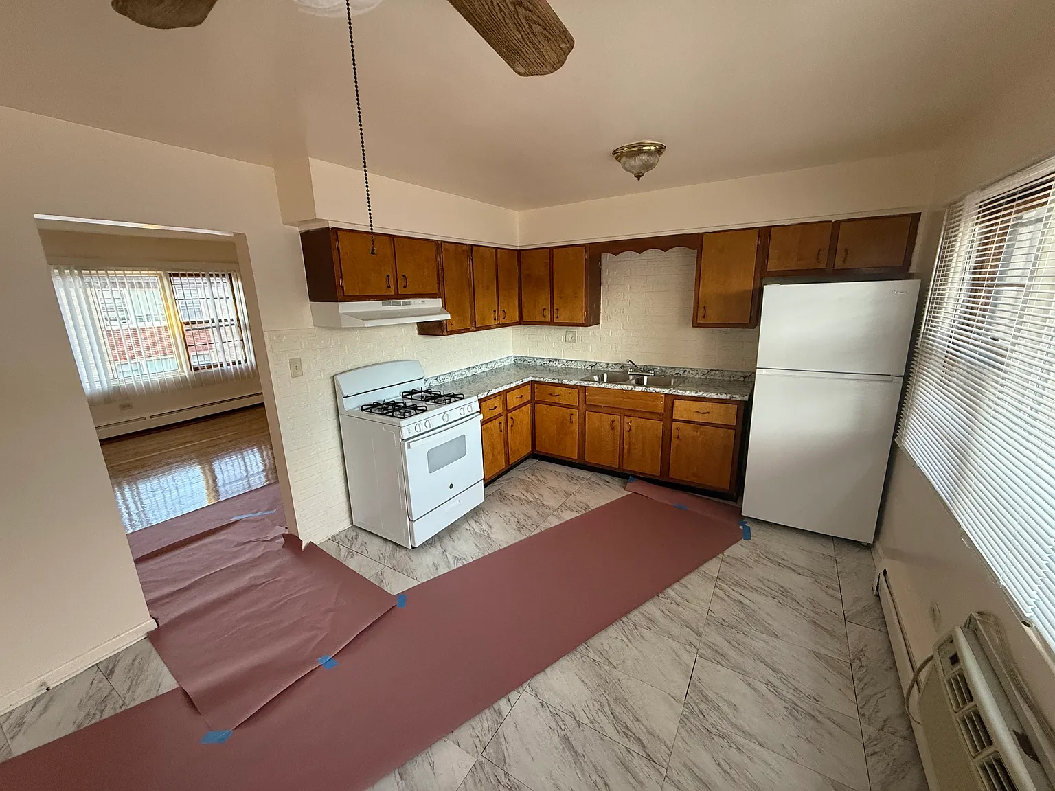 2 bed, 850 sqft, $1,450 — Photo 2