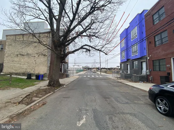 2610 Reed St, Philadelphia, PA 19146