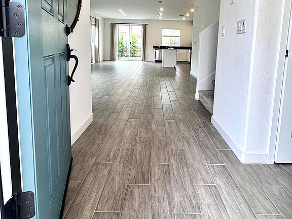 4th image of 4611 Duckhawk Cir