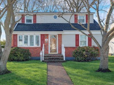 1526 Rhode Avenue, Merrick, NY, 11566