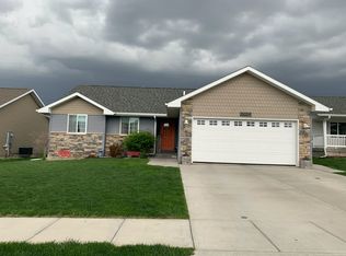 1004 Blue Stem Cir, Norfolk, NE 68701