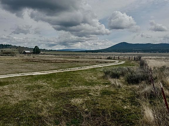5th image of 27111 Godowa Springs Rd