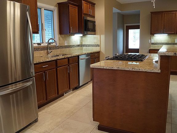 5th image of 4464 Crestridge Dr