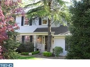 11 Pleasant Hill Dr, Glen Mills, PA 19342